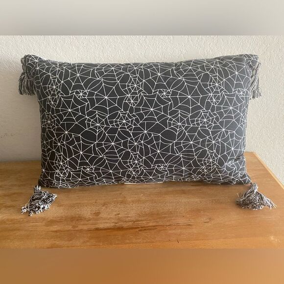 Halloween Decorative Reversible Throw Pillow Spider Web Tassels 12X18 - Picture 5 of 6